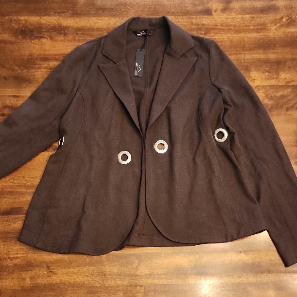 Brown Tailored Blazer with Lapel Collar‎